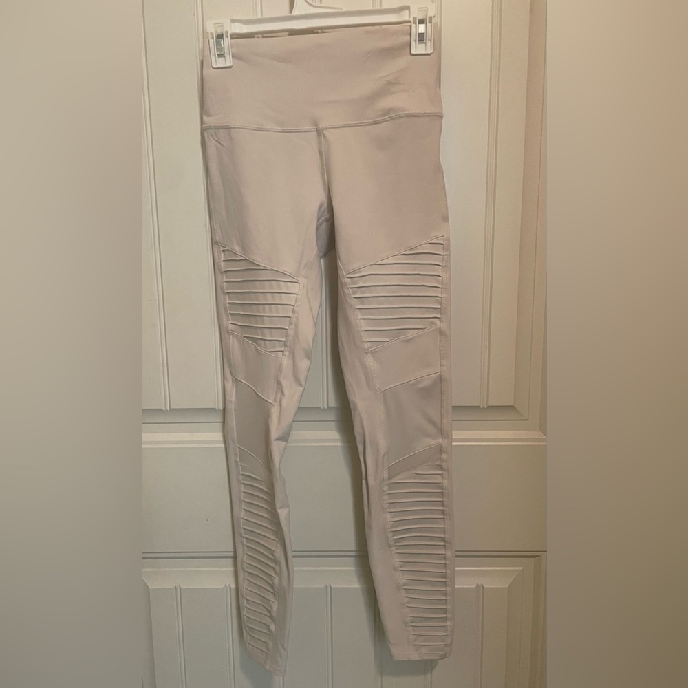 Alo Yoga Moto Leggings - Bone